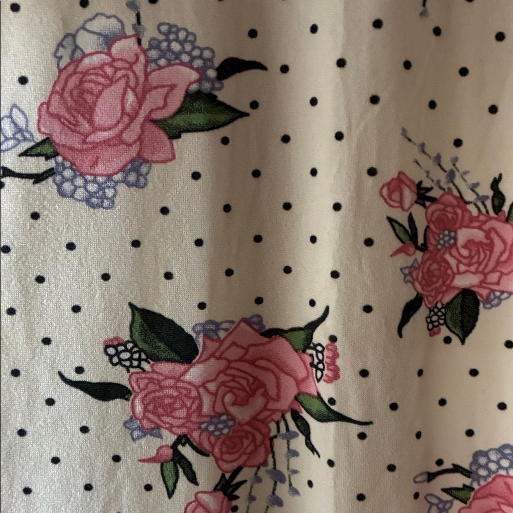 Joan Vass Cream Floral Button-Front House Dress with Pink Roses - Picture 4 of 6